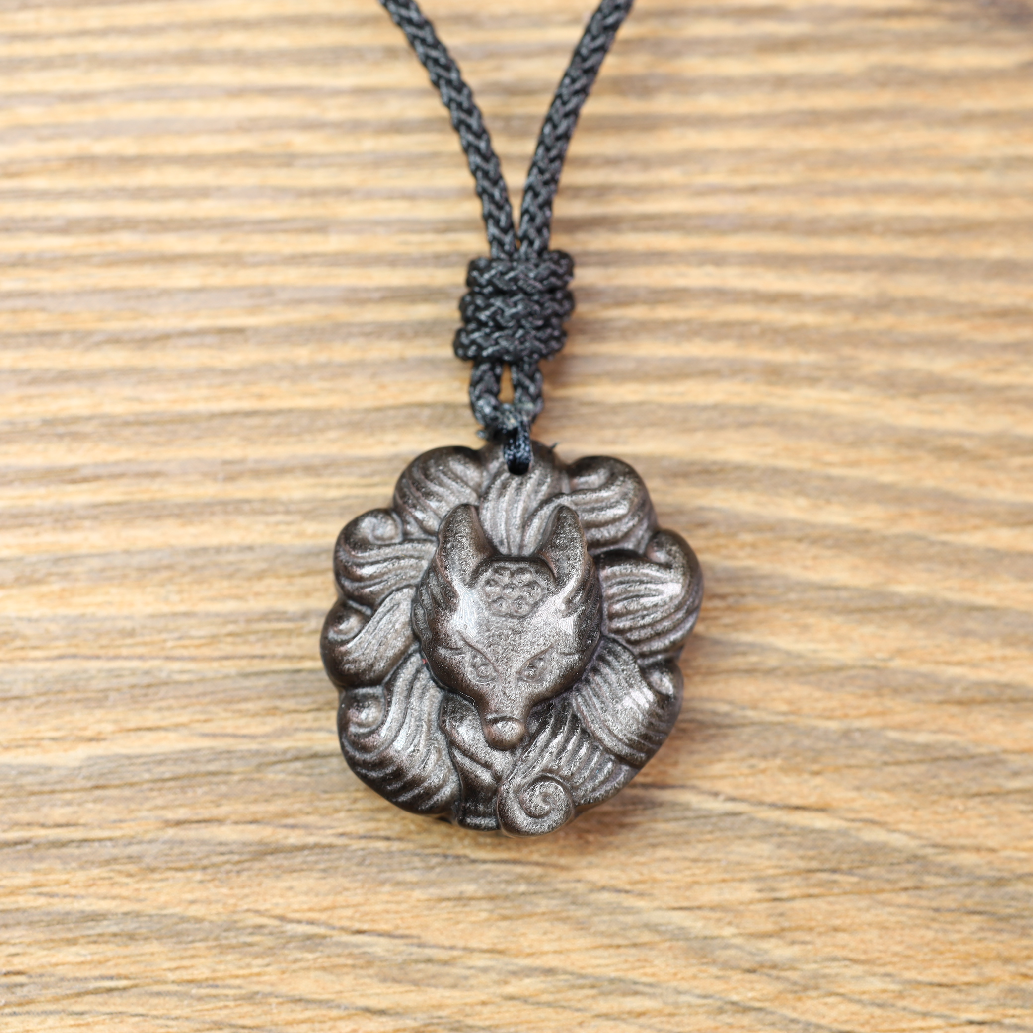 シルバー オブシディアン 九尾 高品質 手彫り シルバー オブシディアン 九尾 高品質 手彫り