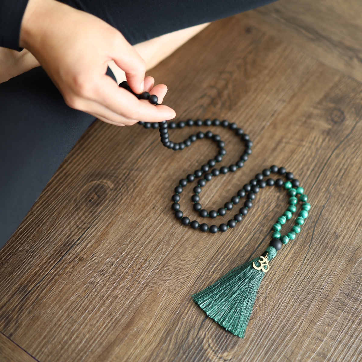COAI Collana Mala Buddista 108 Perle Di Onice E Malachite Annodate Con 