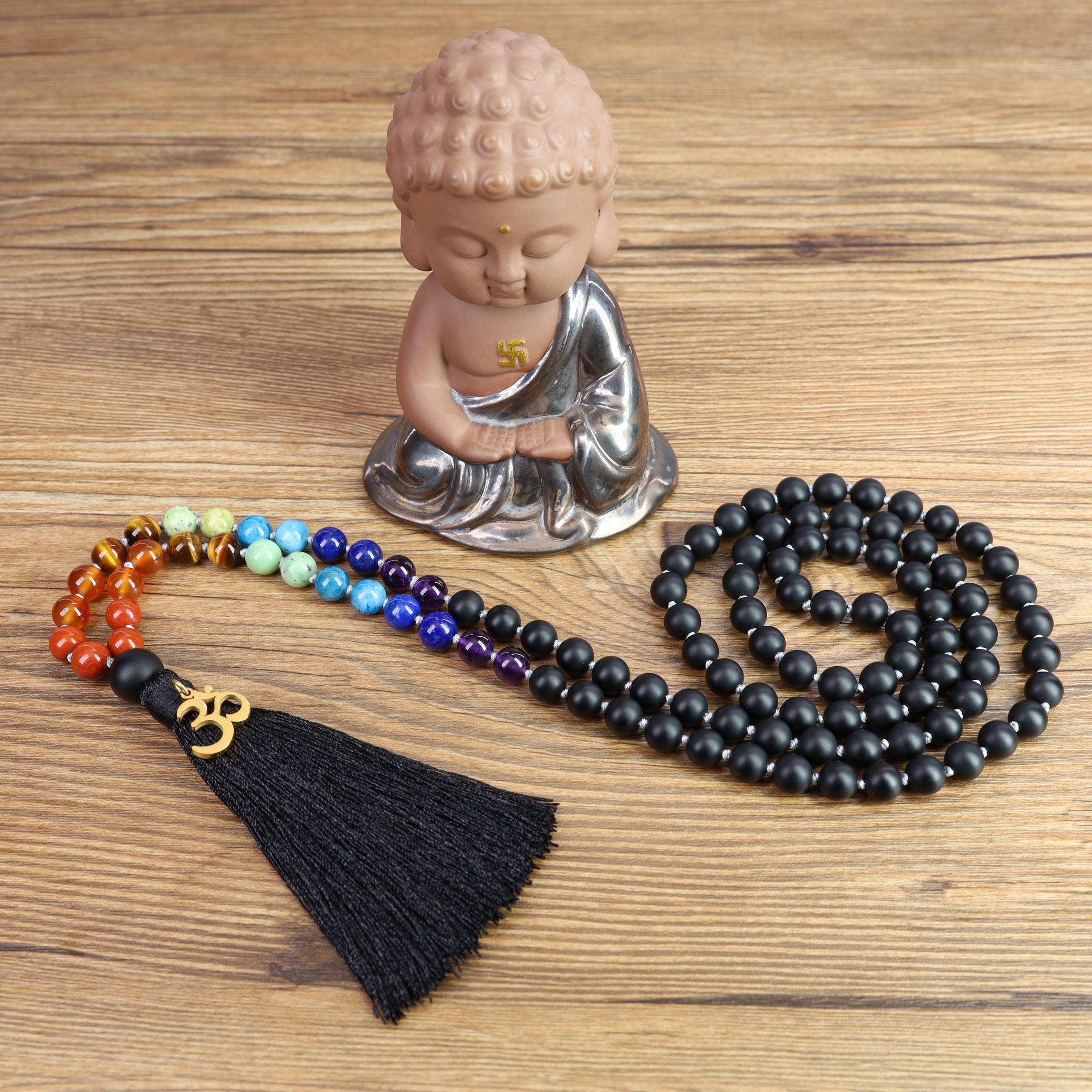 Bracciale Buddhista Unisex Visita lo Store di COAICOAI Bracciale Collana 108 Perle Mala in Onice Opaca e Pietre dei 7 Chakra 