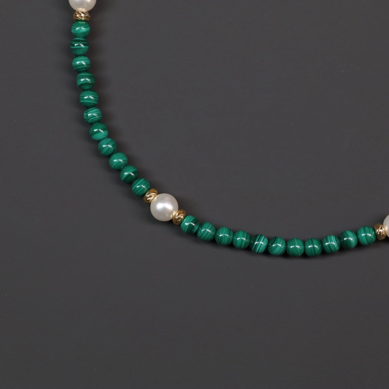 COAI Doppia Collana Girocollo da Donna con Filo di Perle in Ossidiana e Perle di Conchiglia e Catena Herringbone