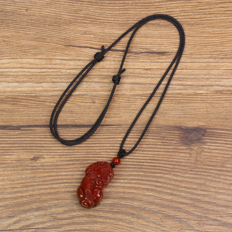 Pendentif Pixiu (animal Mythique) En Agate Rouge Naturelle - Neuf Sans Emballage