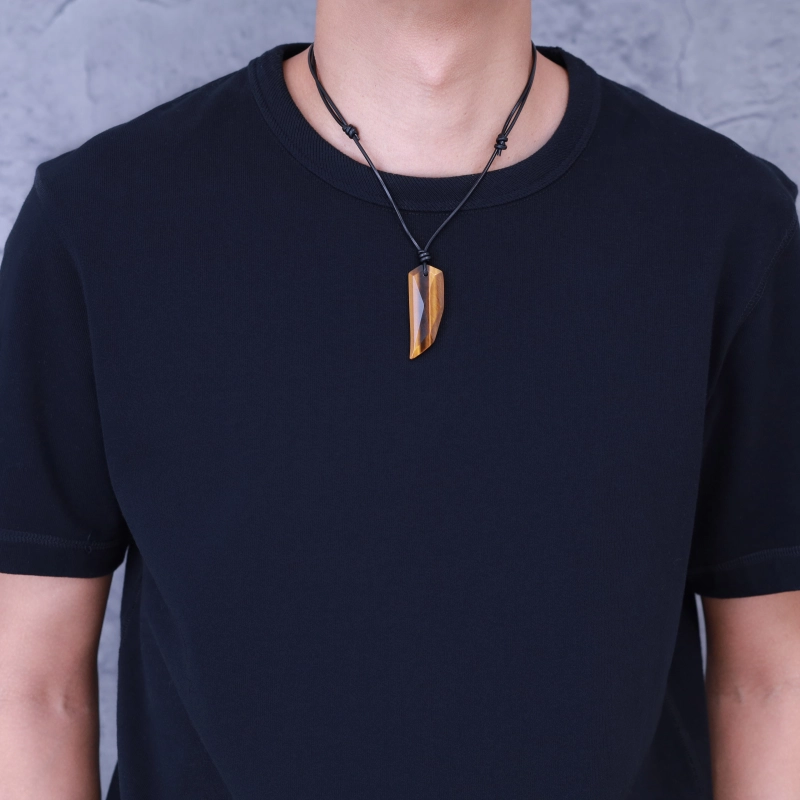 Collier Dent De Loup Pierre Naturelle Sur Cuir Véritable – Amulette Force & Courage – Homme/Femme