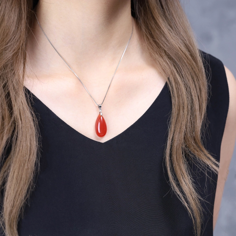 Collier En Argent 925 Avec Pendentif Goutte D'eau En Agate Rouge - Haute Qualité + Pochette Incluse