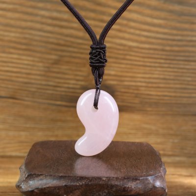 rose quartz Magatama pendant