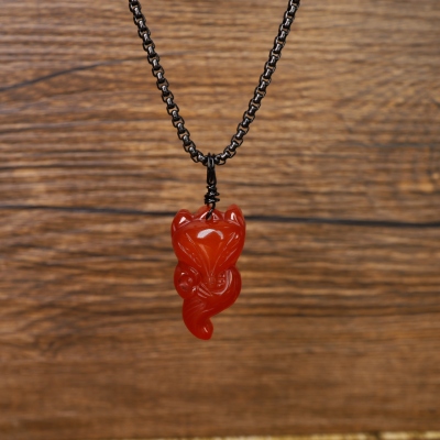 pendentif renard en agate rouge