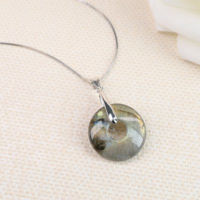 pendentif rond en labradorite