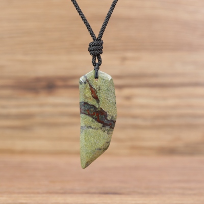 Dragon blood online jasper necklace